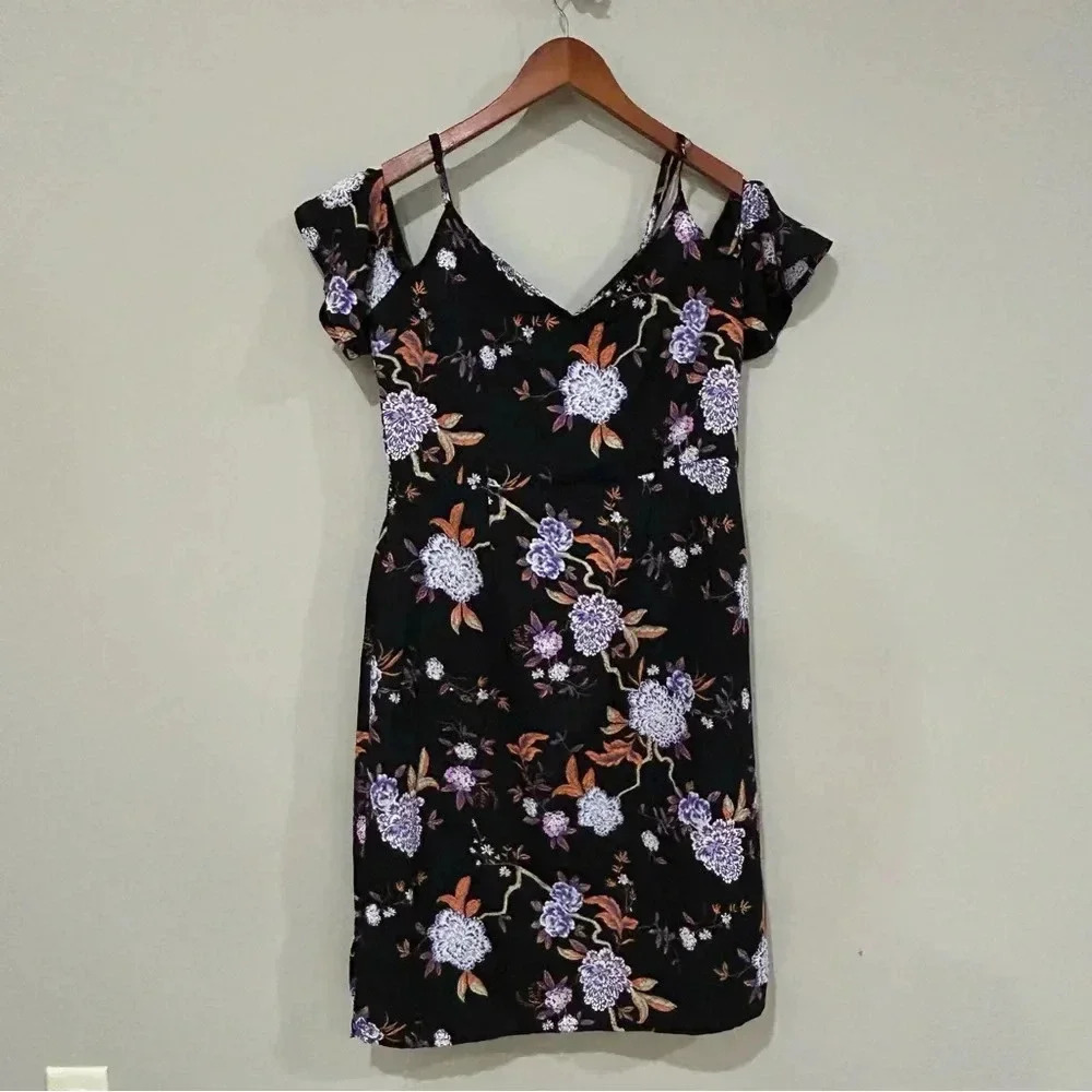 Cotton On Women’s M Carlos Cold Shoulder Thai Garden Black Dress NWT